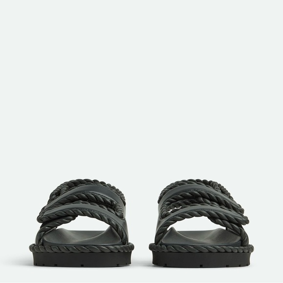 Bottega Veneta Jack Flat sandal in Black. - Picture 4 of 4